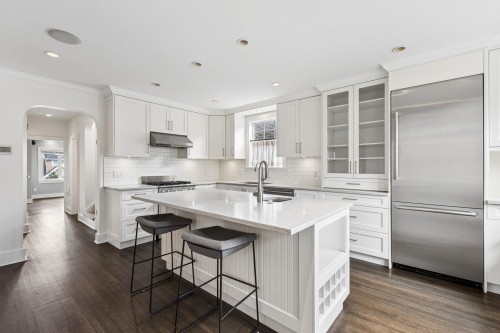 2859 33Rd Avenue W, Vancouver, BC 