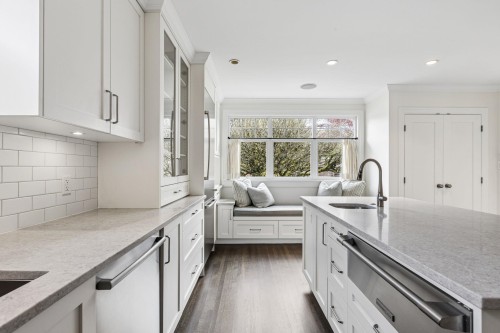 2859 33Rd Avenue W, Vancouver, BC 