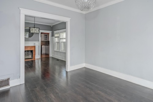6085 Quebec Street, Vancouver, BC 