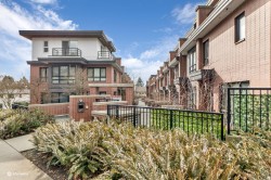 5-338 64 Avenue W Vancouver, BC V5X 2L9