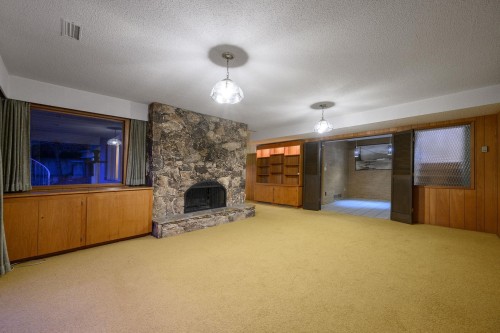 1346 Whitby Road, West Vancouver, BC 