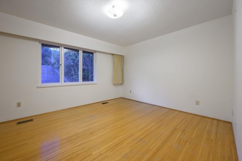 1346 Whitby Road, West Vancouver, BC 