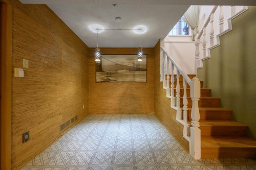 1346 Whitby Road, West Vancouver, BC 