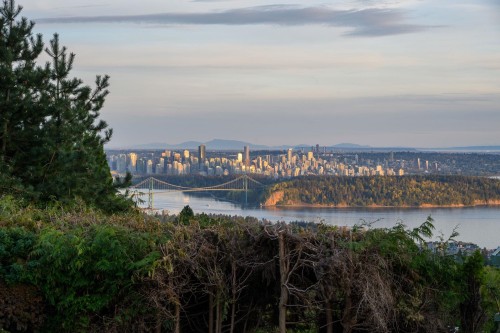 1346 Whitby Road, West Vancouver, BC 