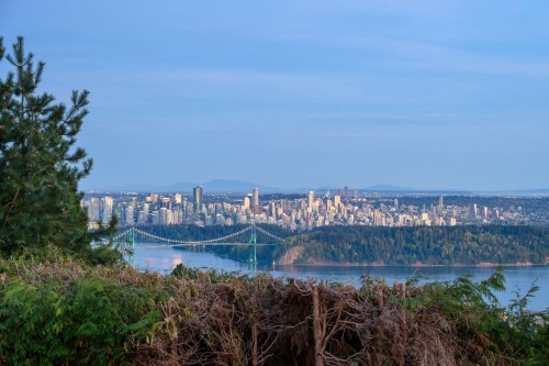 1346 Whitby Road, West Vancouver, BC 