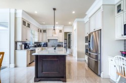 203-5188 Westmi Woodhead Road Richmond, BC V6X 1J3