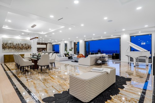 1123 Crestline Road, West Vancouver, BC 