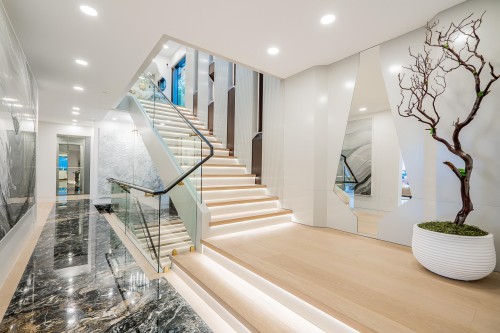 1123 Crestline Road, West Vancouver, BC 