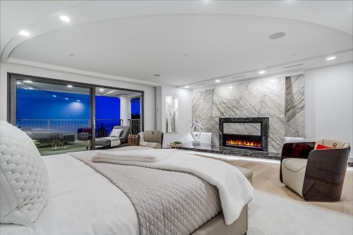 1123 Crestline Road, West Vancouver, BC 