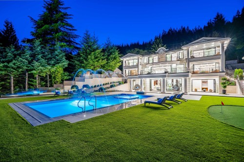 1123 Crestline Road, West Vancouver, BC 