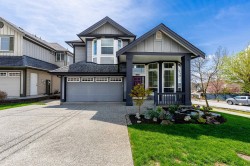 3416 Galloway Avenue  Coquitlam, BC V3E 0B8