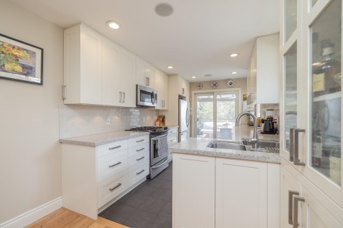 1119 Cloverley Street, North Vancouver, BC 