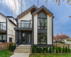 858 64th Avenue W Vancouver, BC V6B 2L4