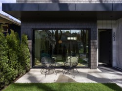 893 21st Avenue E Vancouver, BC V5V 1S3