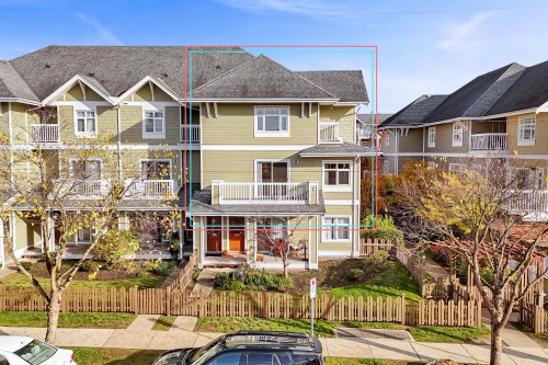 157-7388 Macpherson Avenue  Burnaby, BC V5J 0A1
