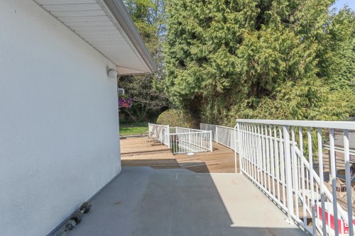 1352 16Th Street E, North Vancouver, BC 