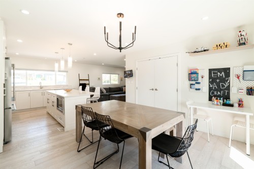 1056 Dansey Avenue, Coquitlam, BC 