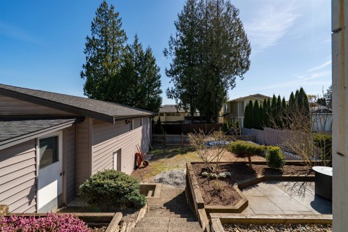 1056 Dansey Avenue, Coquitlam, BC 