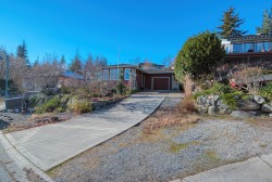 5599 Medusa Place Sechelt, BC V0N 3A3