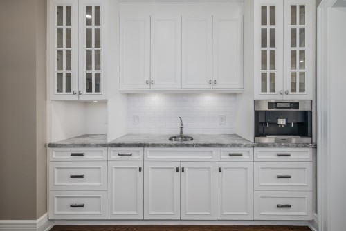 2638 Queens Avenue, West Vancouver, BC 