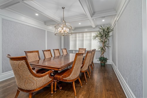 2638 Queens Avenue, West Vancouver, BC 