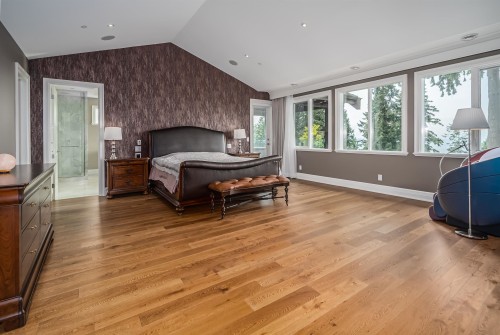 2638 Queens Avenue, West Vancouver, BC 