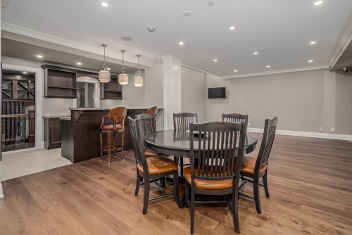2638 Queens Avenue, West Vancouver, BC 