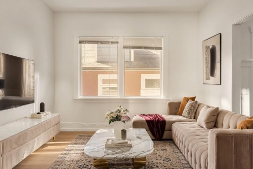 2336 45Th Avenue E, Vancouver, BC 