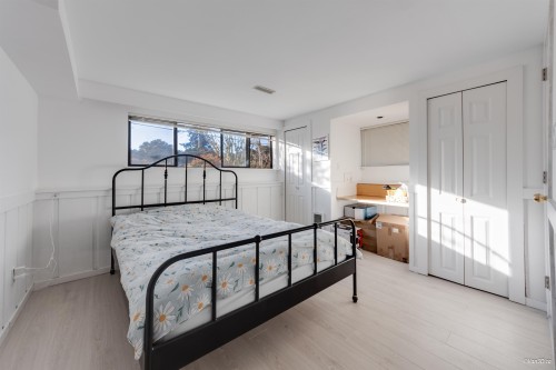 2317 Kings Avenue, West Vancouver, BC 