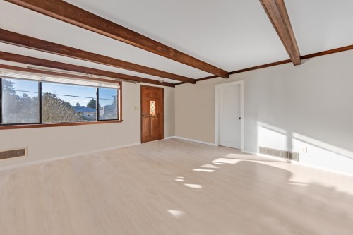 2317 Kings Avenue, West Vancouver, BC 