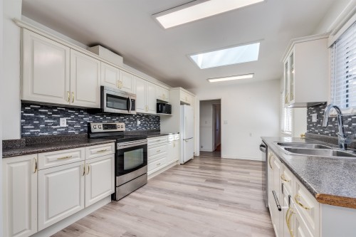 760 Grover Avenue, Coquitlam, BC 