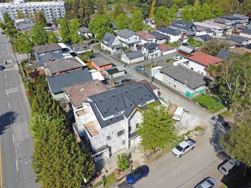 2-2017 23Rd Avenue E, Vancouver, BC 