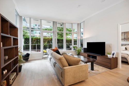 112-185 Victory Ship Way  North Vancouver, BC V7L 0G2