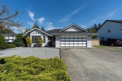 12336 Nikola Street Pitt Meadows, BC V3Y 2K9