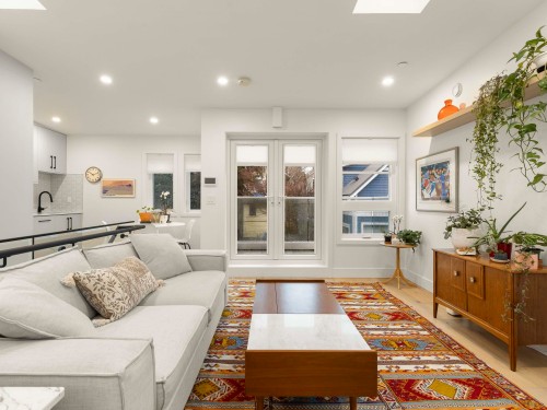 517 11Th Avenue E, Vancouver, BC 