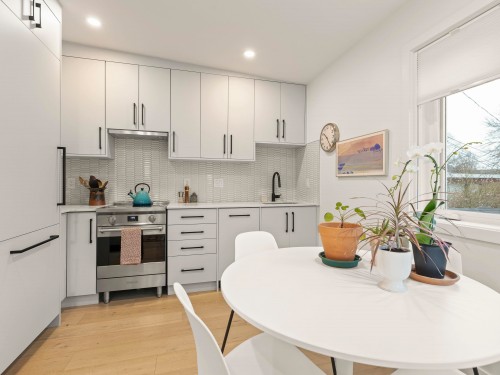 517 11Th Avenue E, Vancouver, BC 