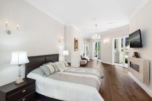 1760 29Th Street, West Vancouver, BC 
