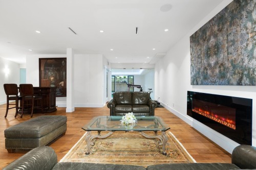 1760 29Th Street, West Vancouver, BC 