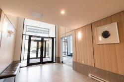 302-621 Regan Avenue  Coquitlam, BC V3J 0K1