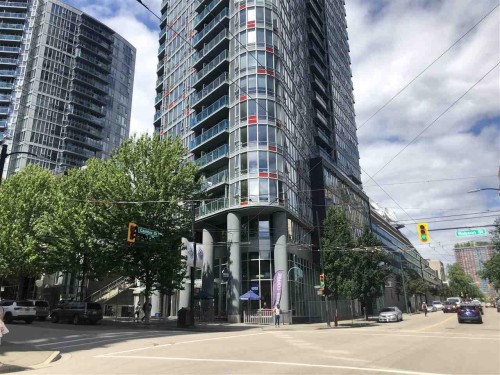 703-233 Robson Street  Vancouver, BC V6B 0E8