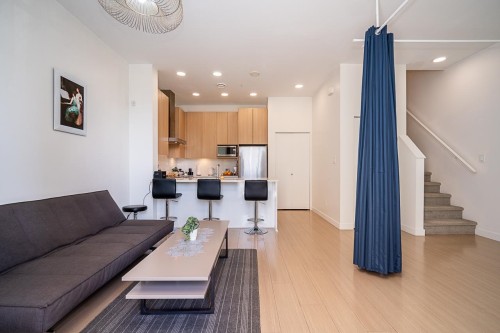 5423 Lougheed Highway, Burnaby, BC 