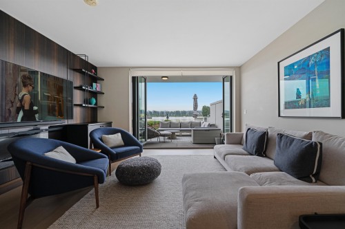 TH210-210 Salter Street  New Westminster, BC V3M 0J9