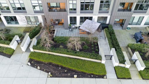 116-747 3rd Street E North Vancouver, BC V7L 1G8