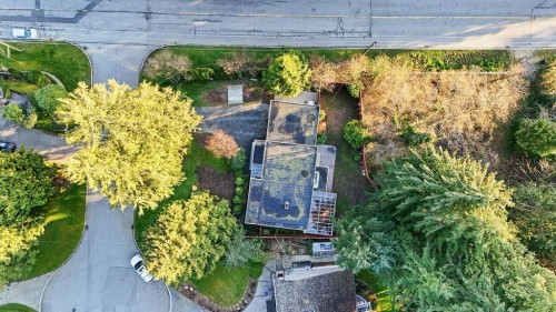 540 Evergreen Place, North Vancouver, BC 