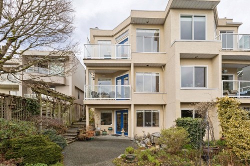 2333 Bellevue Avenue, West Vancouver, BC 