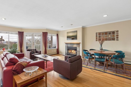 2333 Bellevue Avenue, West Vancouver, BC 