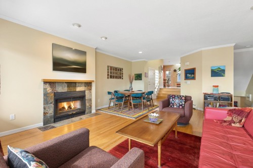 2333 Bellevue Avenue, West Vancouver, BC 