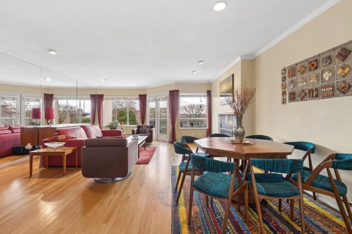 2333 Bellevue Avenue, West Vancouver, BC 