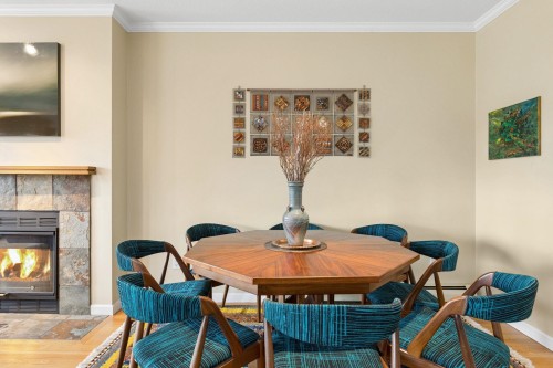 2333 Bellevue Avenue, West Vancouver, BC 