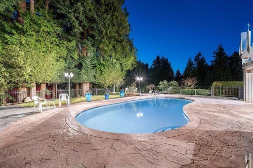 Rental Suite-1395 Camridge Road, West Vancouver, BC 